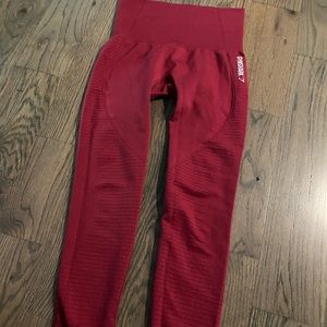 GYMSHARK leggings - red